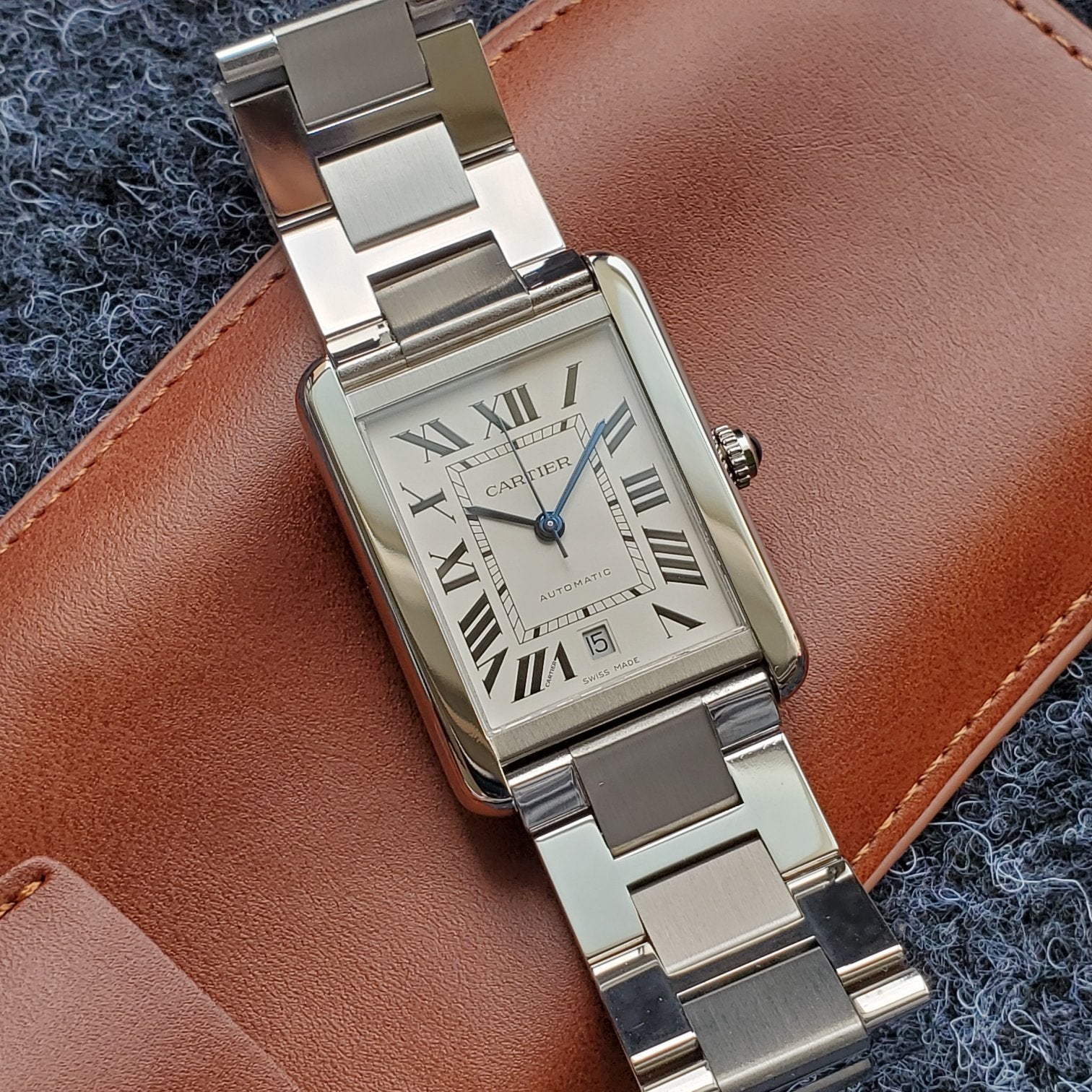 Panthere De Cartie Quartz Pink Gold Case