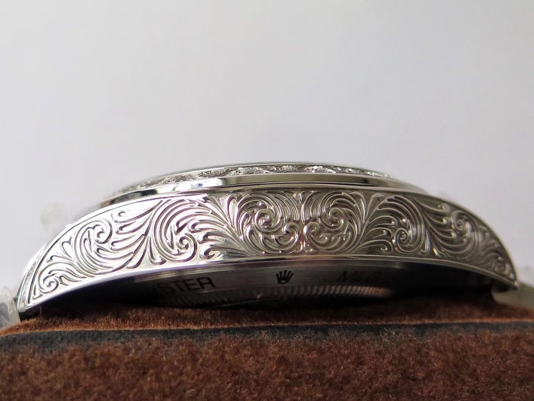 MILGAUSS 40MM STAINLESS STEEL GREEN BLACK ORANGE DIAL