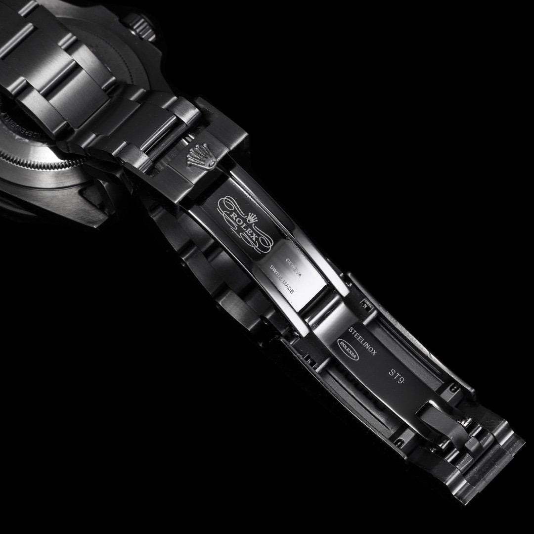 GMT - MASTER II CUSTOM BLACK CASE PURPLE BEZEL