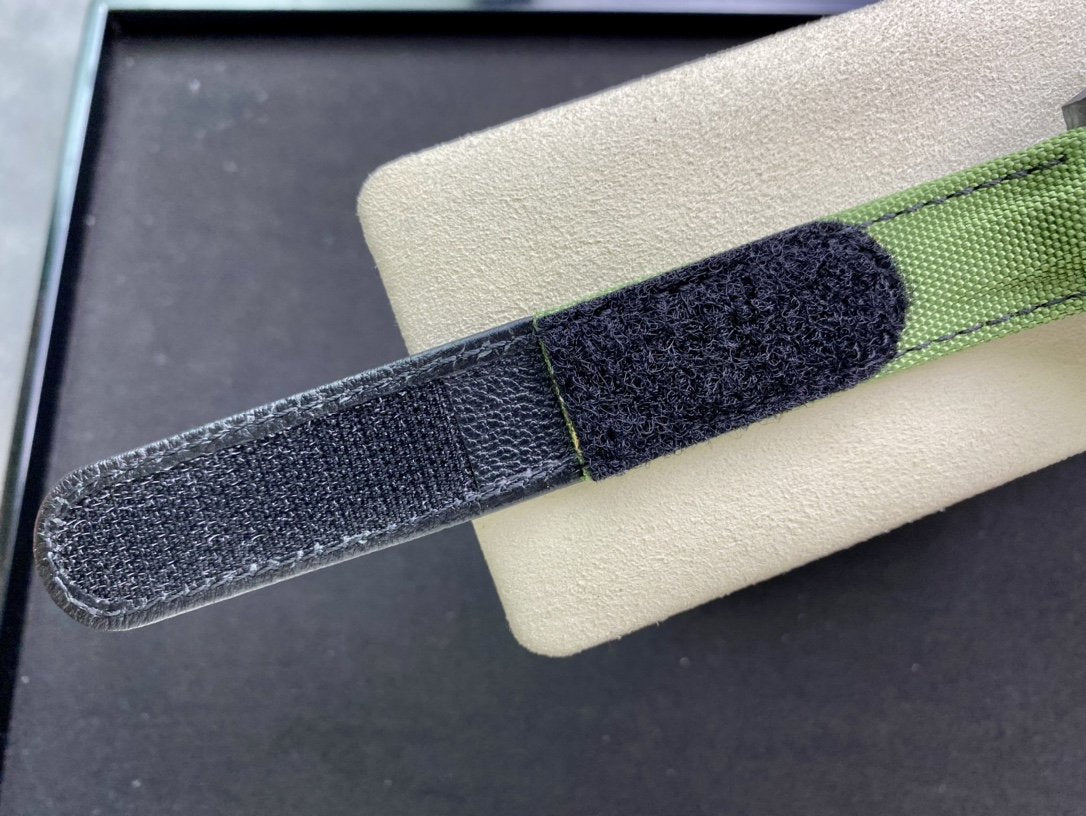 GMT - MASTER II CARBON CASE KHAKI DIAL