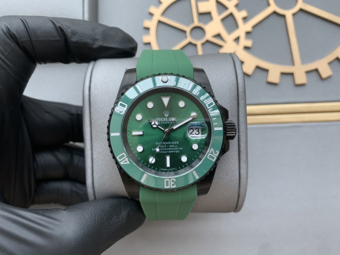 SUBMARINER DATE 41 BLACK CASE HULK