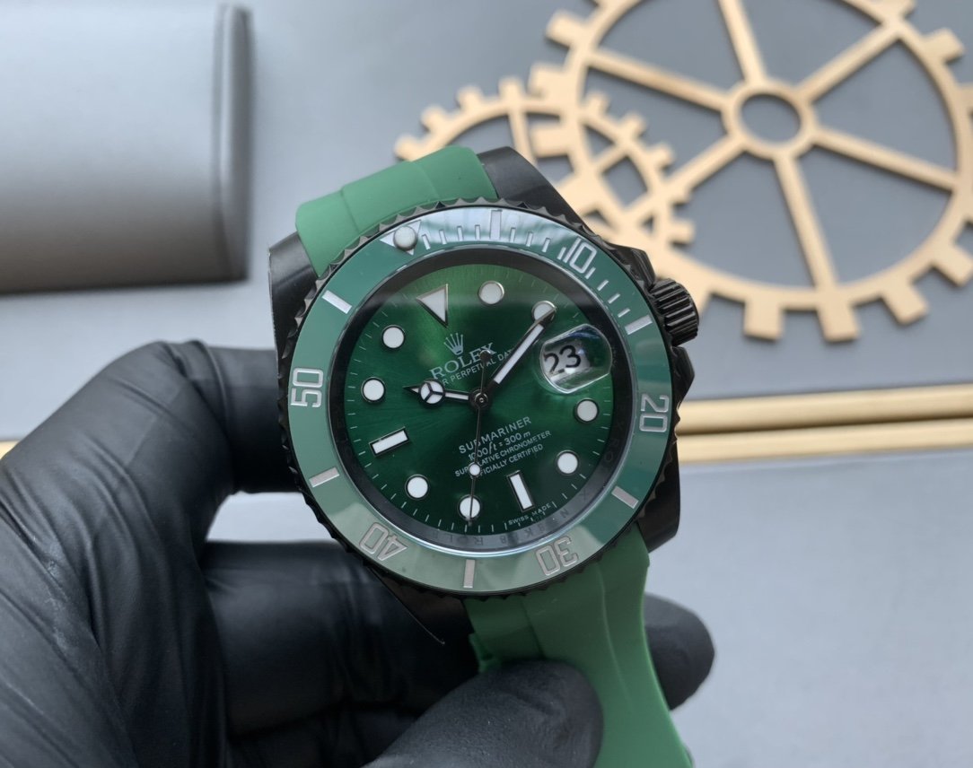 SUBMARINER DATE 41 BLACK CASE HULK