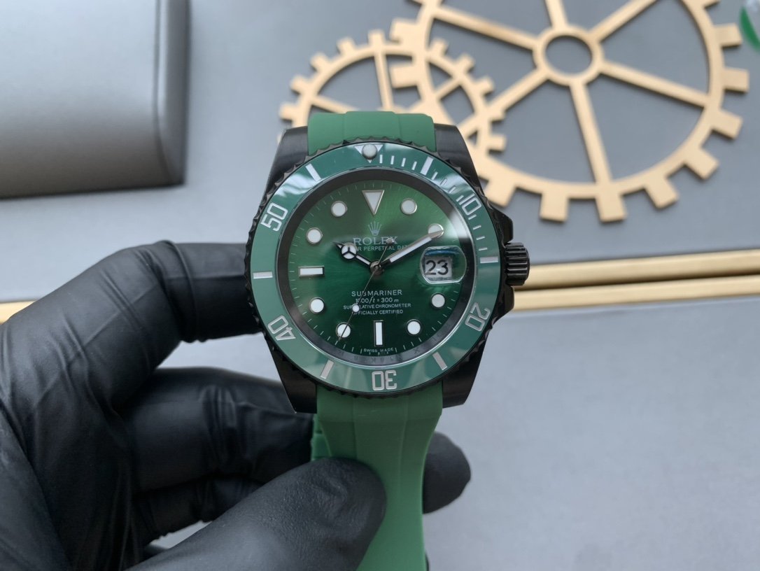 SUBMARINER DATE 41 BLACK CASE HULK