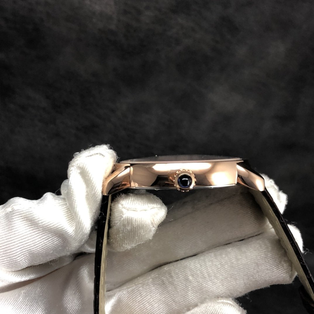 Panthere De Cartie Quartz Pink Gold Case
