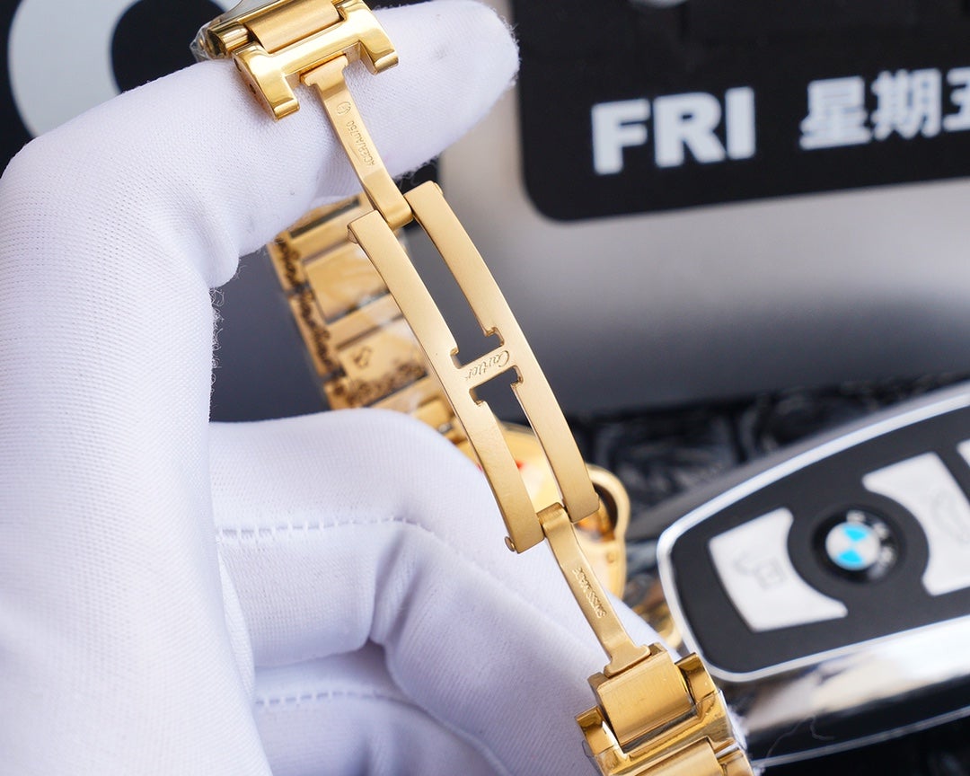 Panthere De Cartie Quartz Pink Gold Case