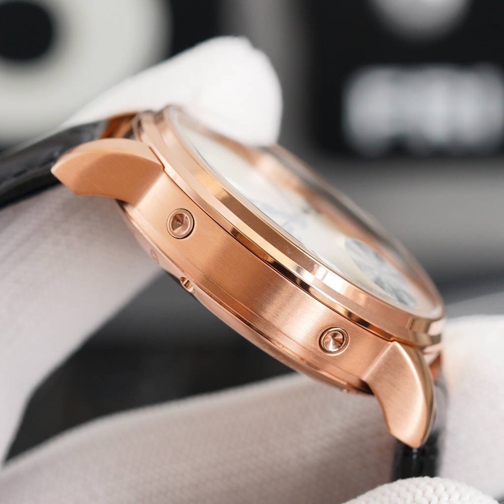 Panthere De Cartie Quartz Pink Gold Case