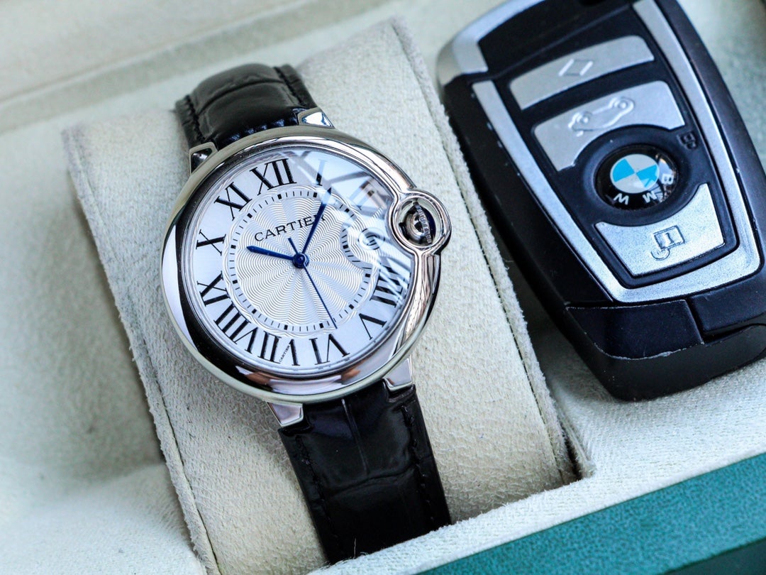 Panthere De Cartie Quartz Pink Gold Case