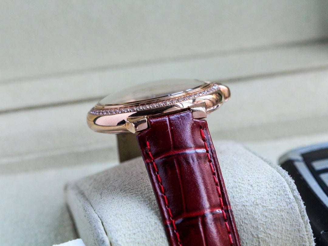 Panthere De Cartie Quartz Pink Gold Case