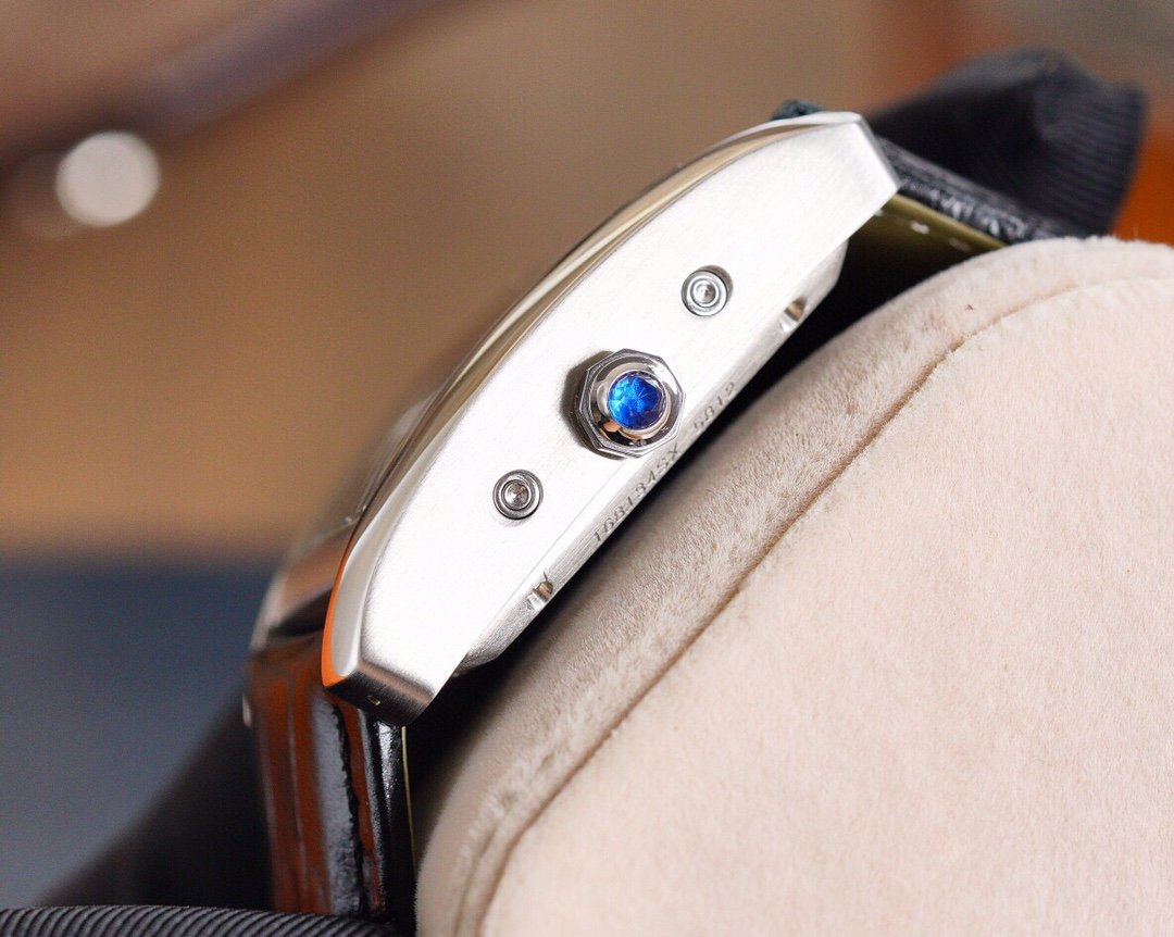 Panthere De Cartie Quartz Pink Gold Case