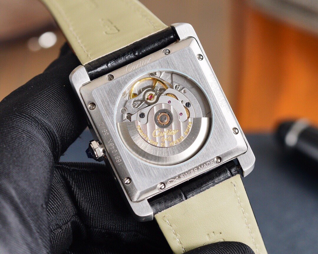 Panthere De Cartie Quartz Pink Gold Case