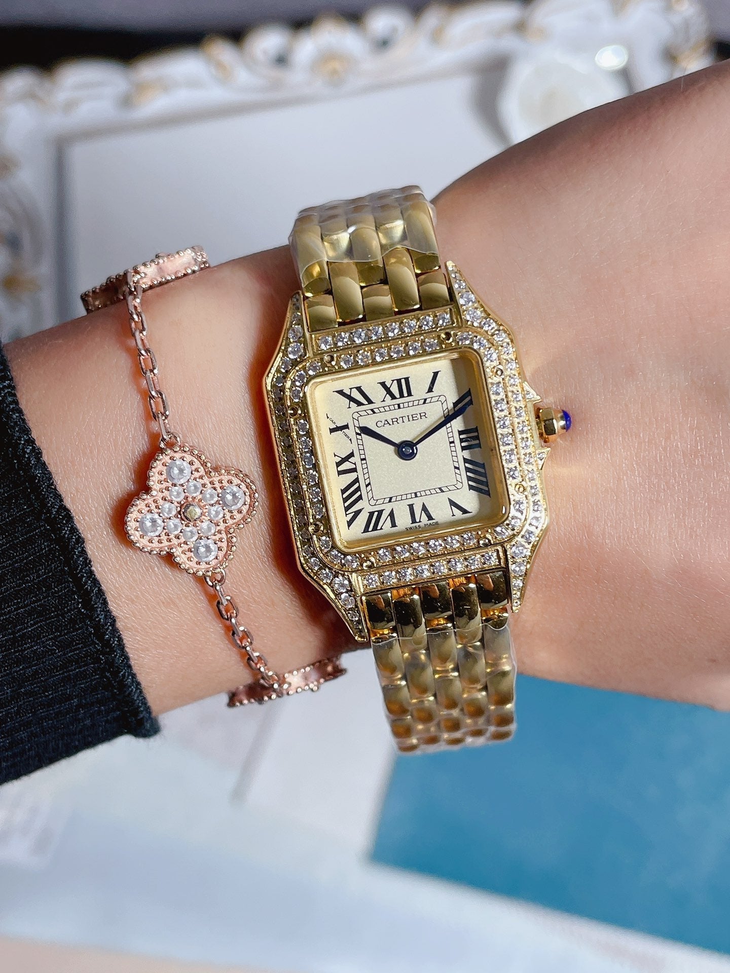 Panthere De Cartie Quartz Pink Gold Case