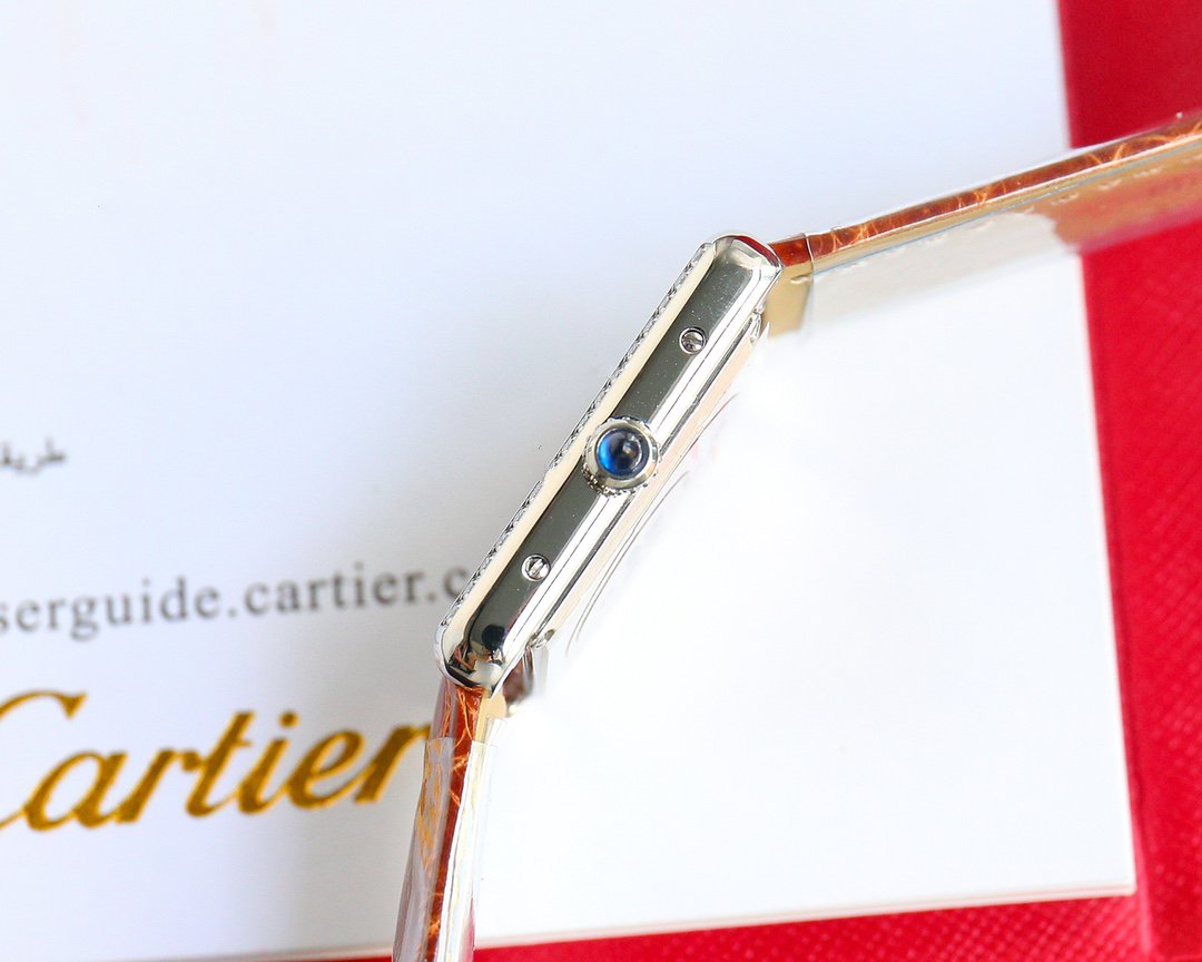 Panthere De Cartie Quartz Pink Gold Case