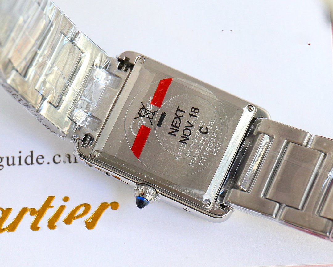 Panthere De Cartie Quartz Pink Gold Case