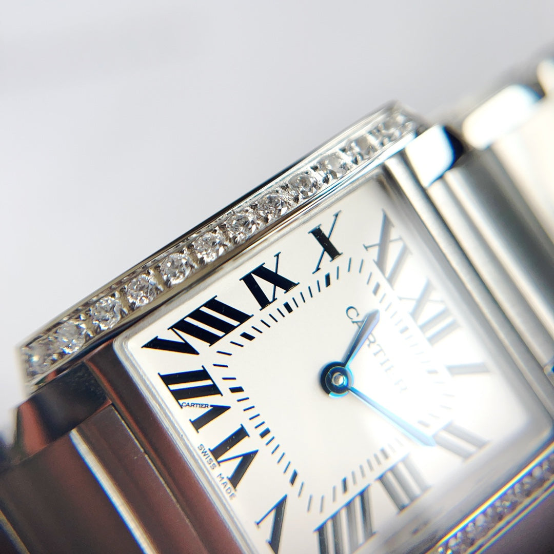 Panthere De Cartie Quartz Pink Gold Case