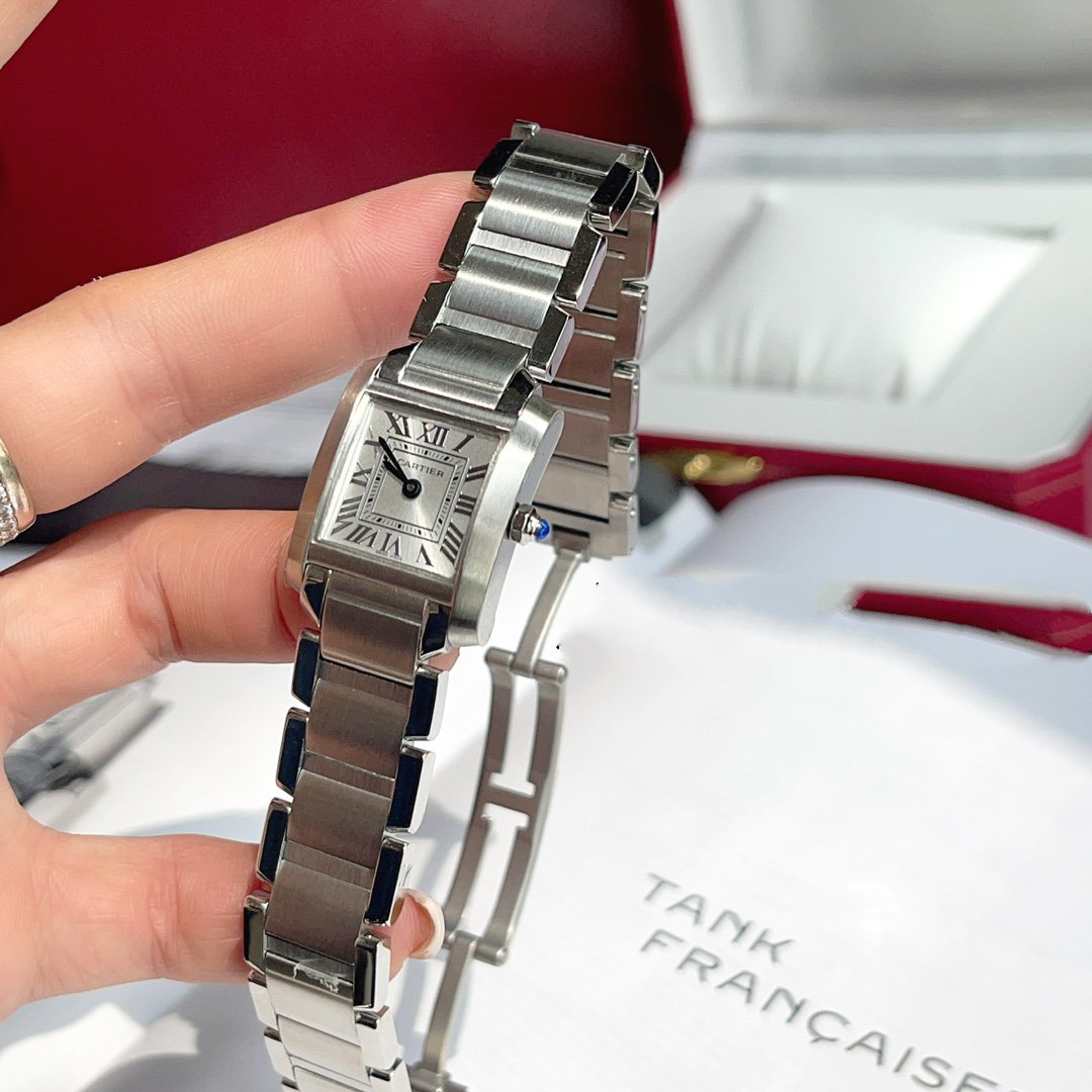 Panthere De Cartie Quartz Pink Gold Case