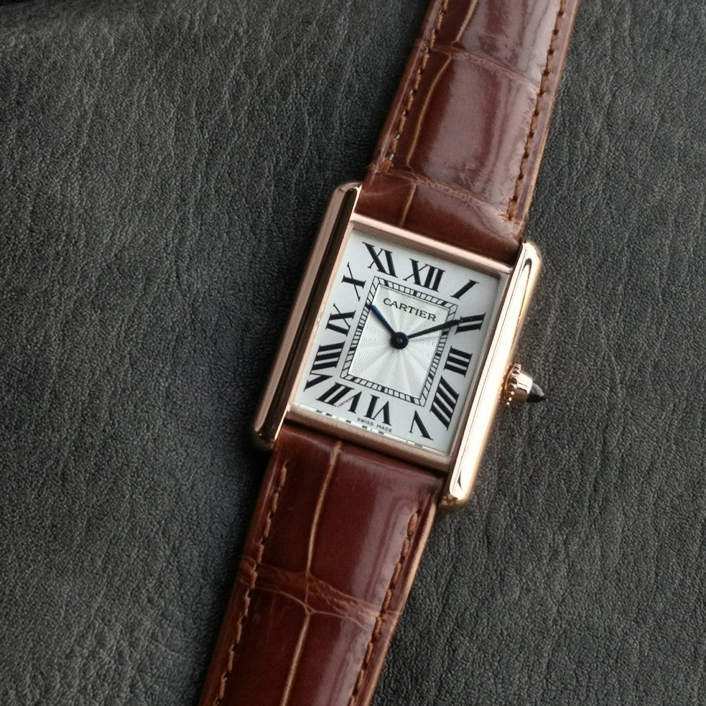 Panthere De Cartie Quartz Pink Gold Case