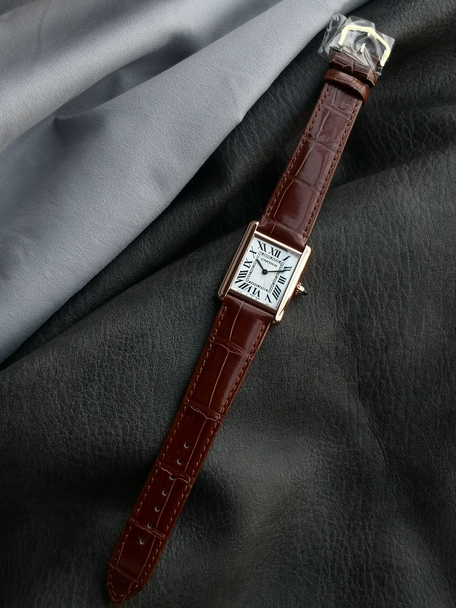 Panthere De Cartie Quartz Pink Gold Case