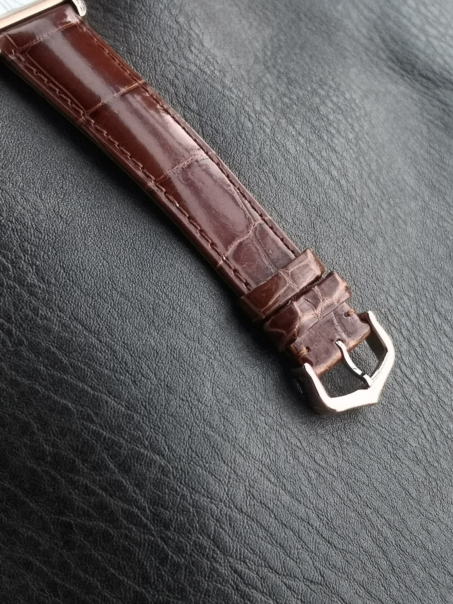 Panthere De Cartie Quartz Pink Gold Case