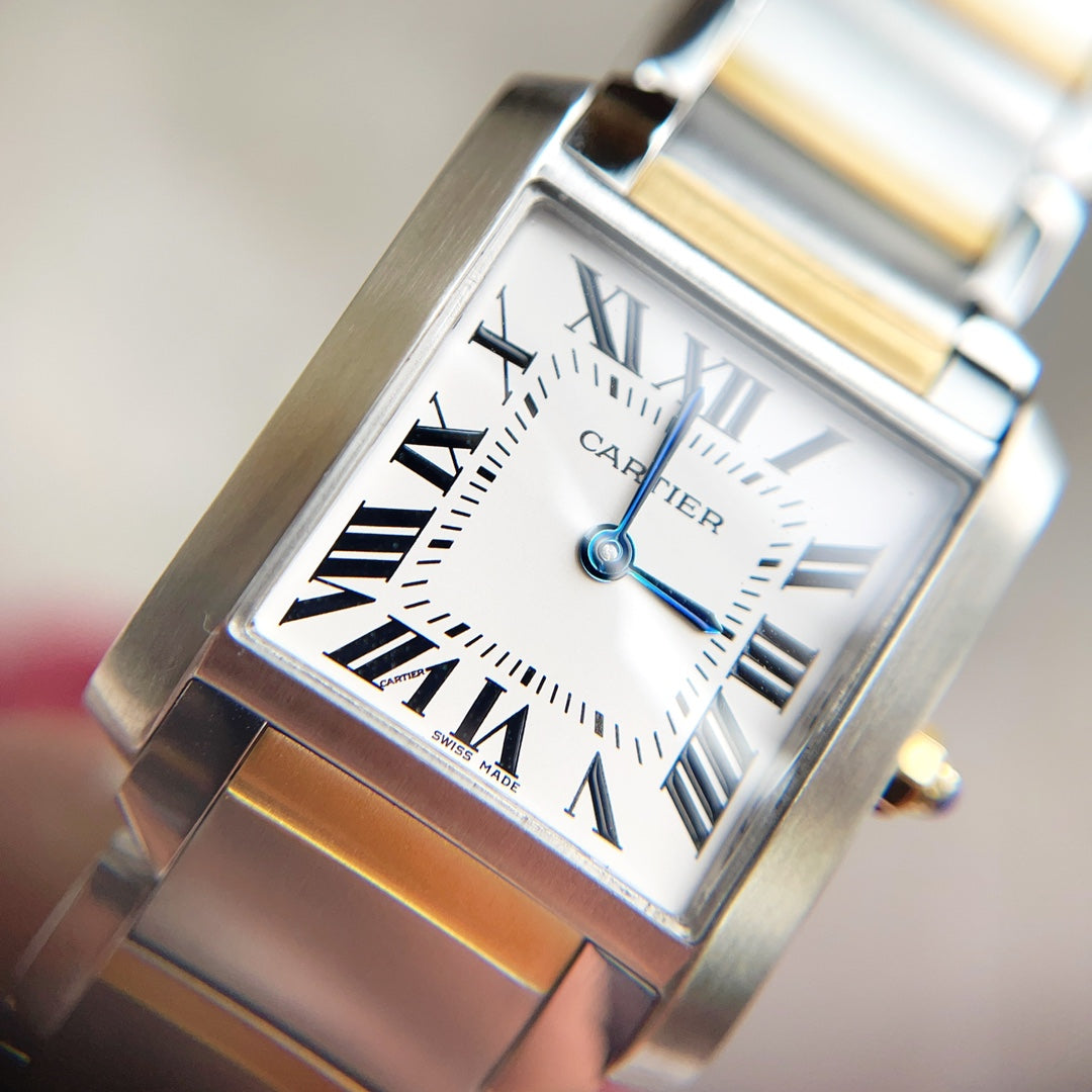 Panthere De Cartie Quartz Pink Gold Case