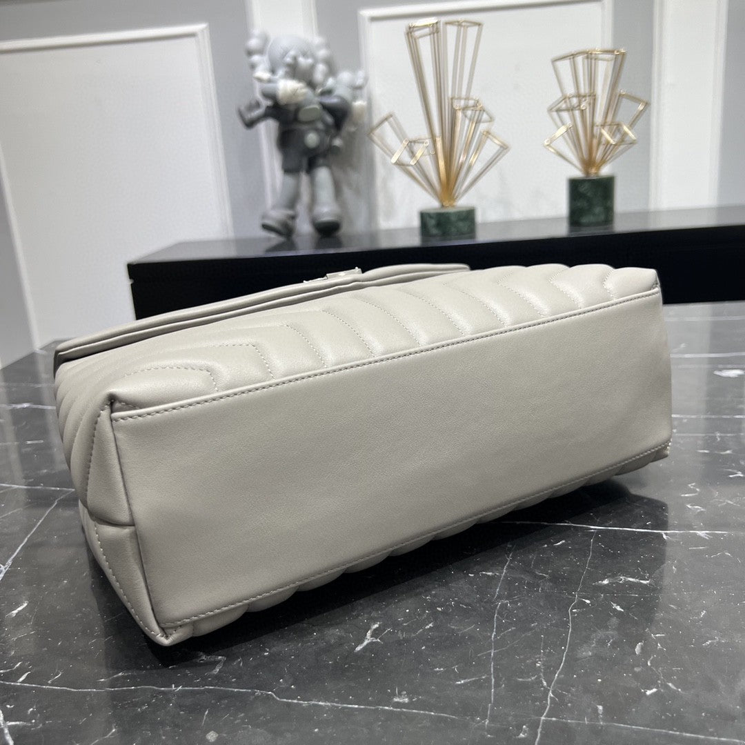 LOULOU MEDIUM IN QUILTED LEATHER