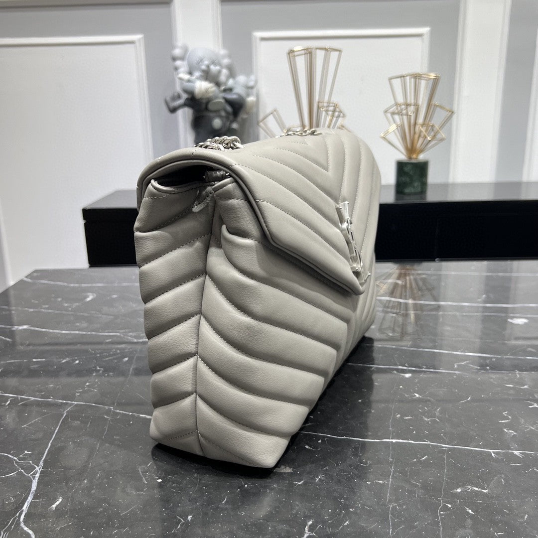 LOULOU MEDIUM IN QUILTED LEATHER