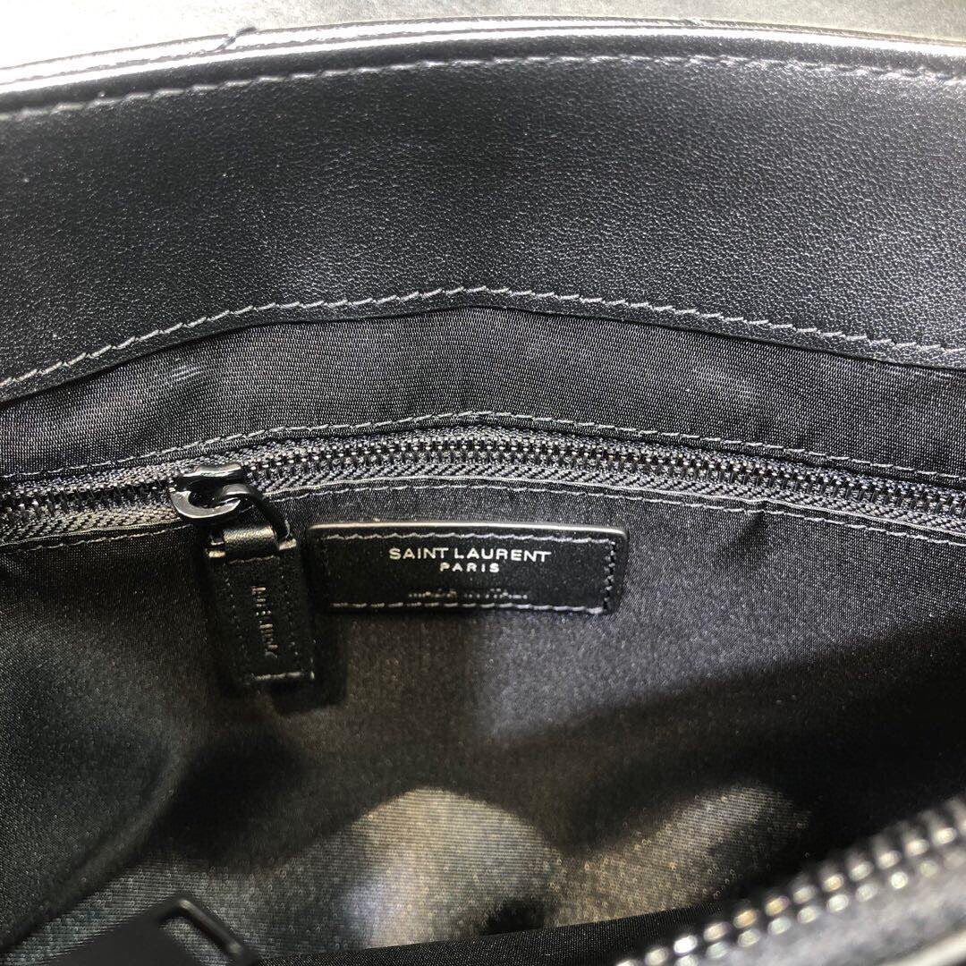 LOULOU MEDIUM IN QUILTED LEATHER