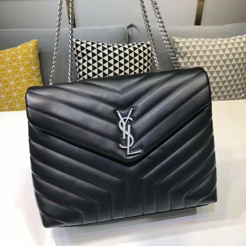 LOULOU MEDIUM IN QUILTED LEATHER