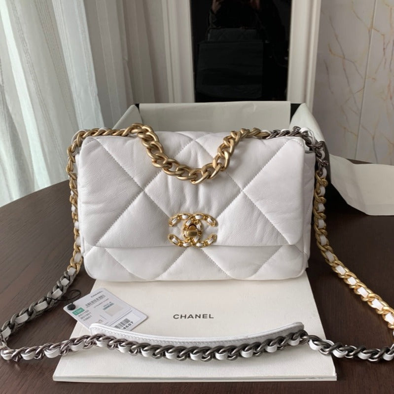 CC Large Tote 39 Light Beige Canvas Pearl Logo