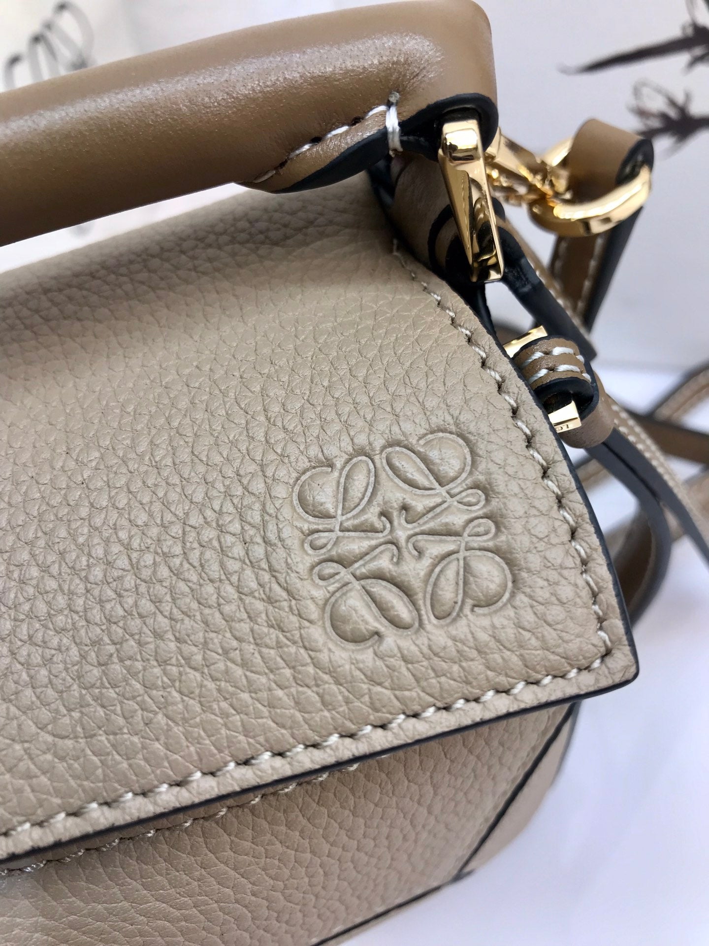 Loew Puzzle Fold Tote Iblack Shiny Calfskin