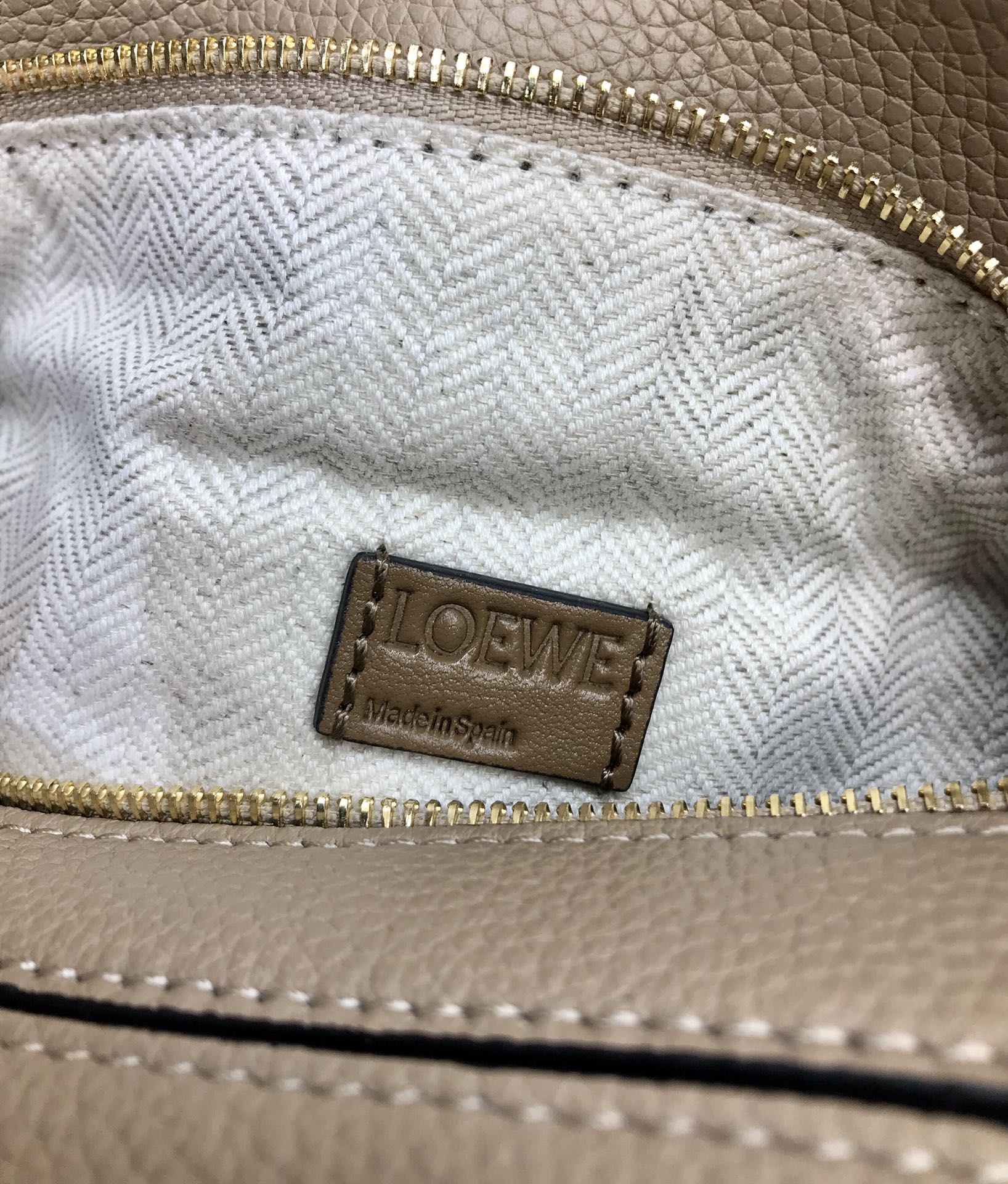 Loew Puzzle Fold Tote Iblack Shiny Calfskin