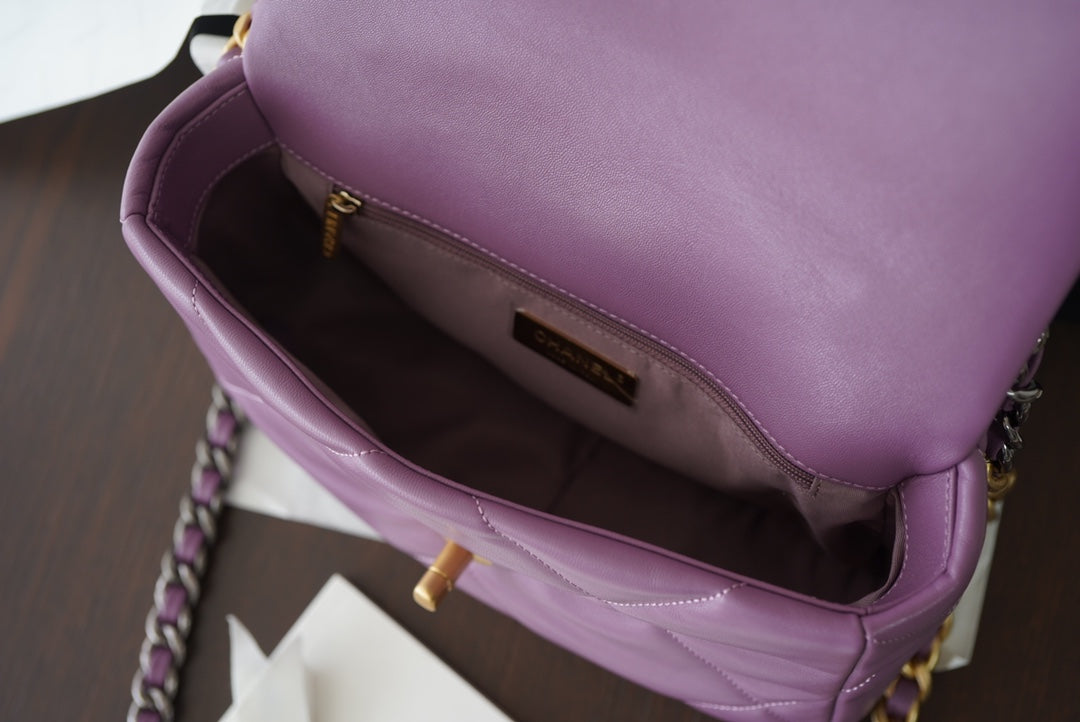 CC Large Tote 39 Light Beige Canvas Pearl Logo