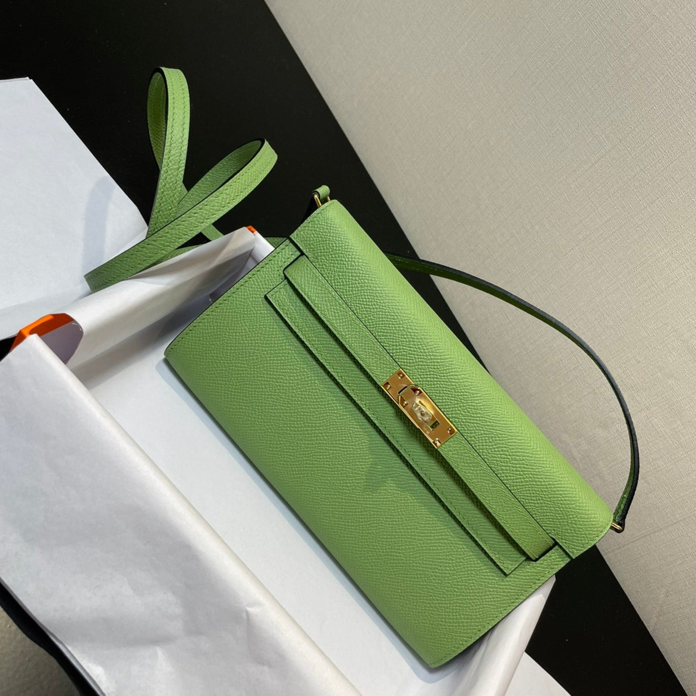 Richelieu Wallet 19 In Classic Red Goyardine Canvas