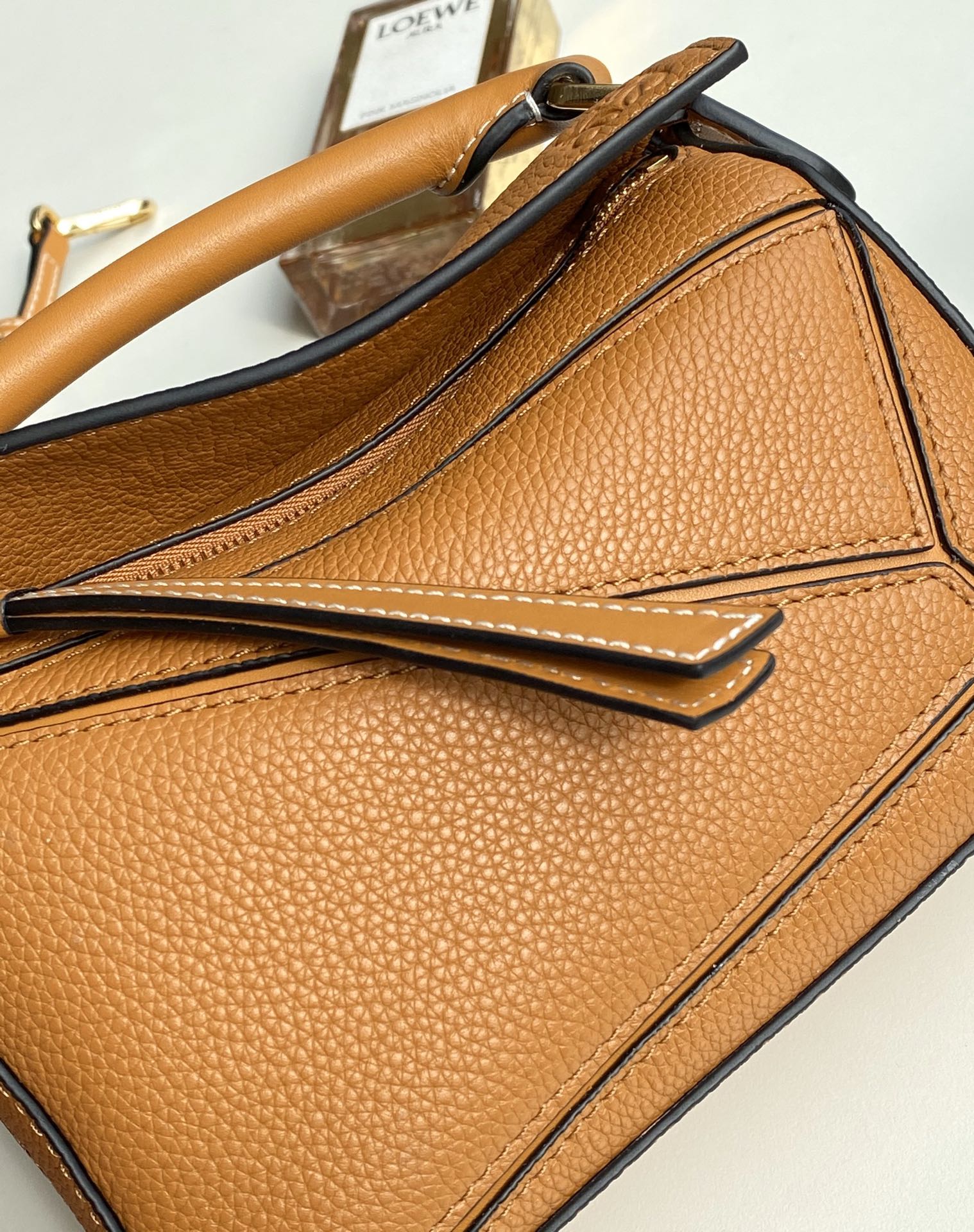 Loew Puzzle Fold Tote Iblack Shiny Calfskin