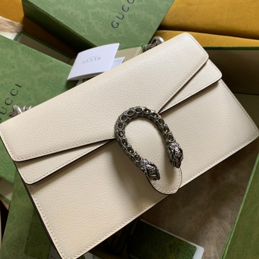 Bv Medium Andiamo 32Cm Black Lambskin