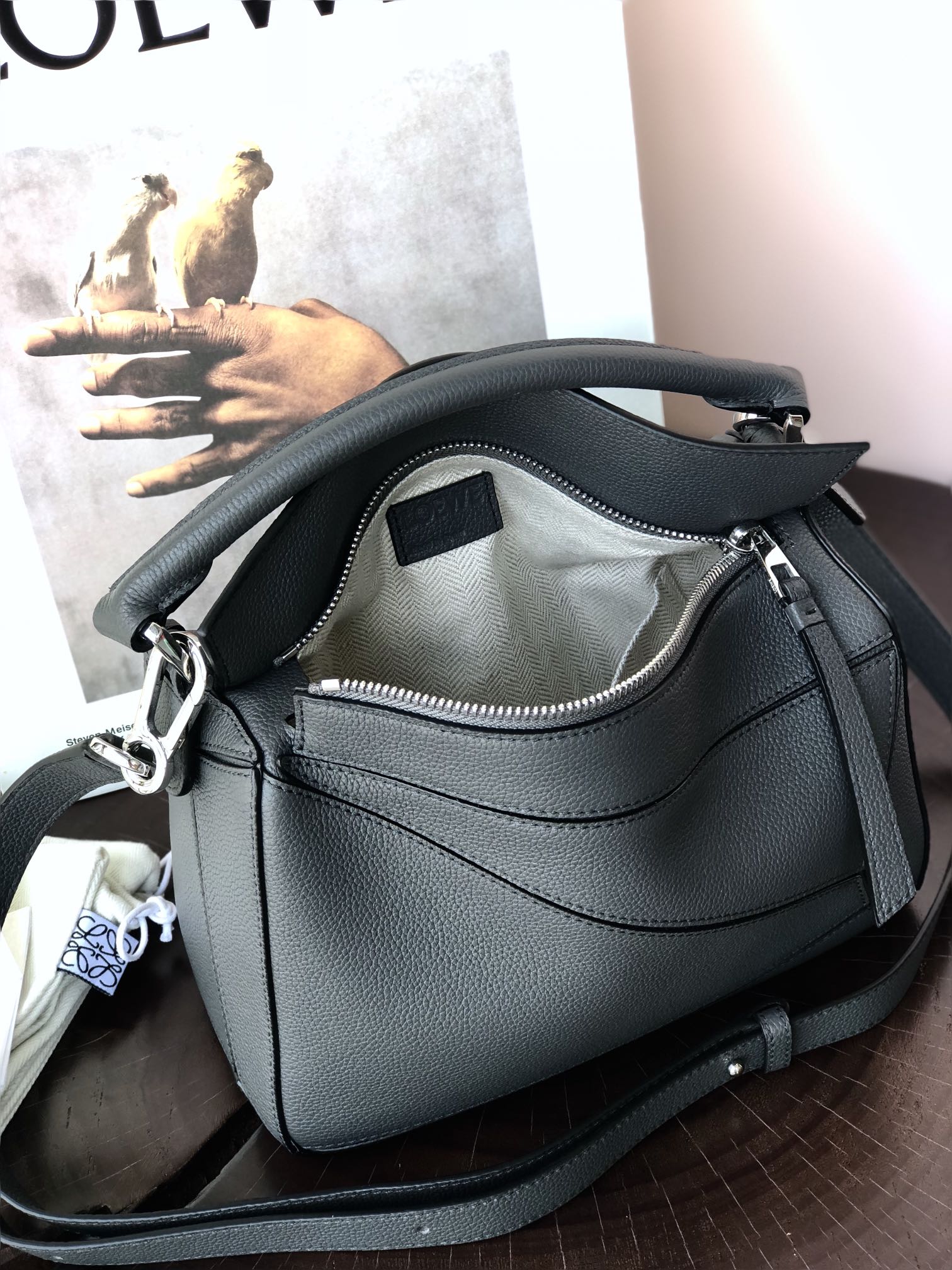 Loew Puzzle Fold Tote Iblack Shiny Calfskin