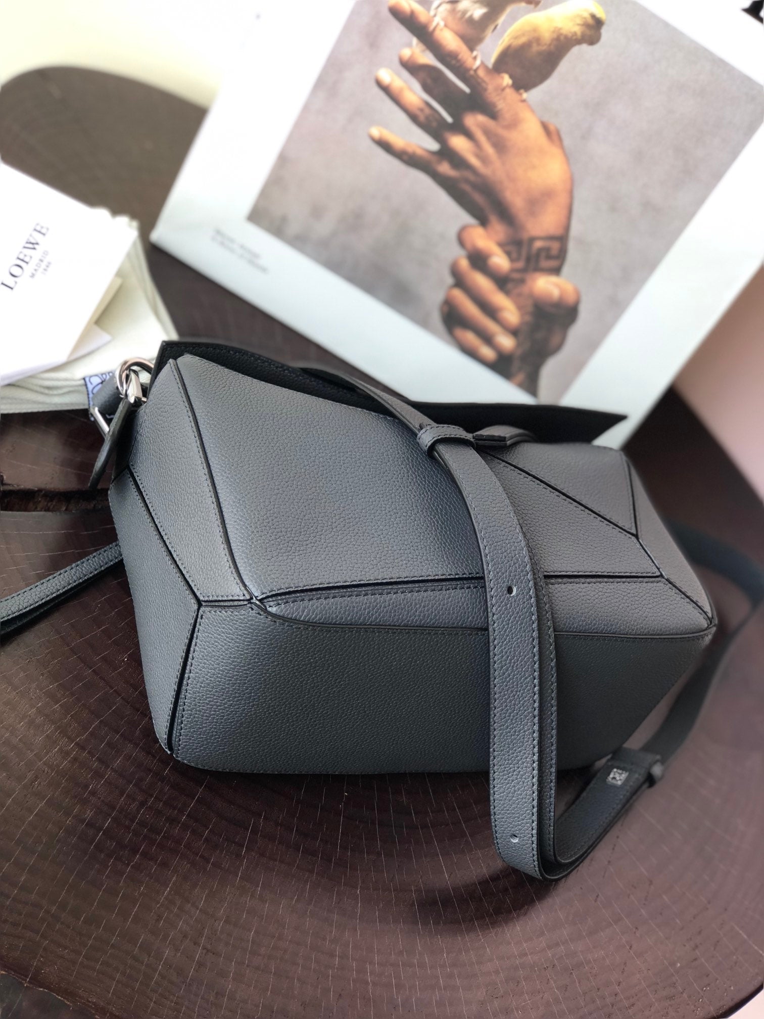 Loew Puzzle Fold Tote Iblack Shiny Calfskin