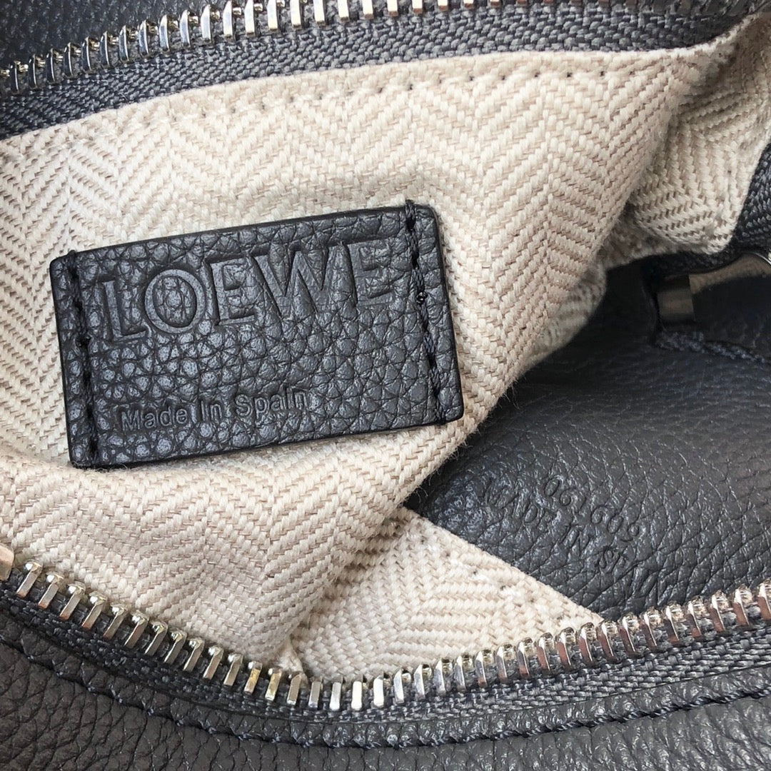 Loew Puzzle Fold Tote Iblack Shiny Calfskin