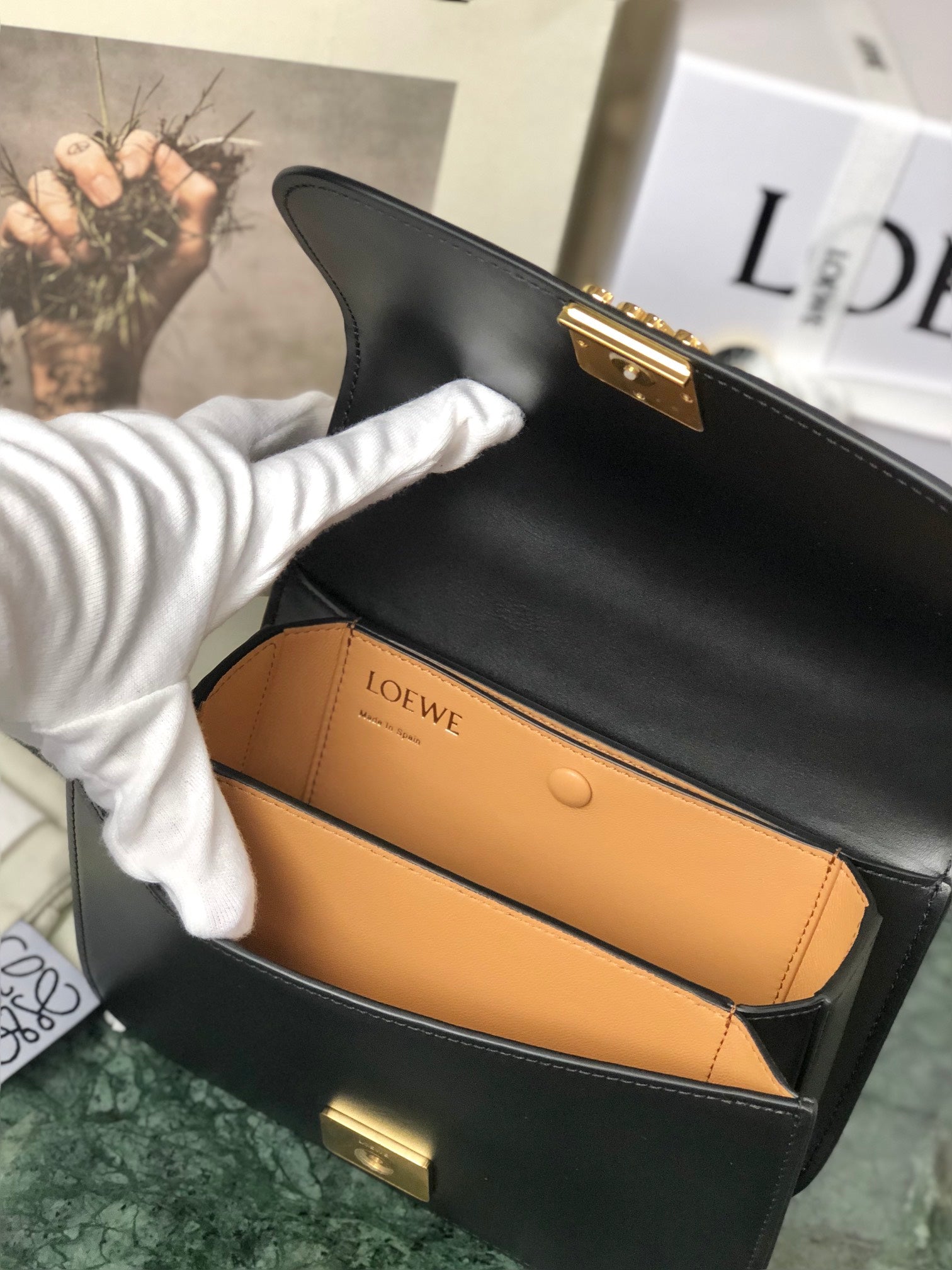 Loew Puzzle Fold Tote Iblack Shiny Calfskin