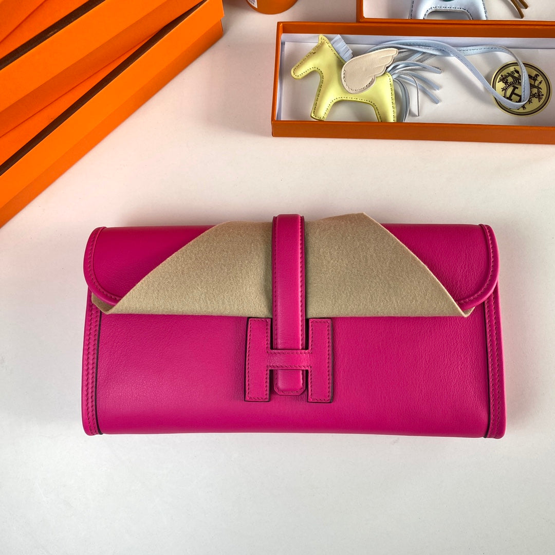 Richelieu Wallet 19 In Classic Red Goyardine Canvas