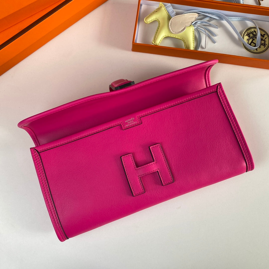 Richelieu Wallet 19 In Classic Red Goyardine Canvas