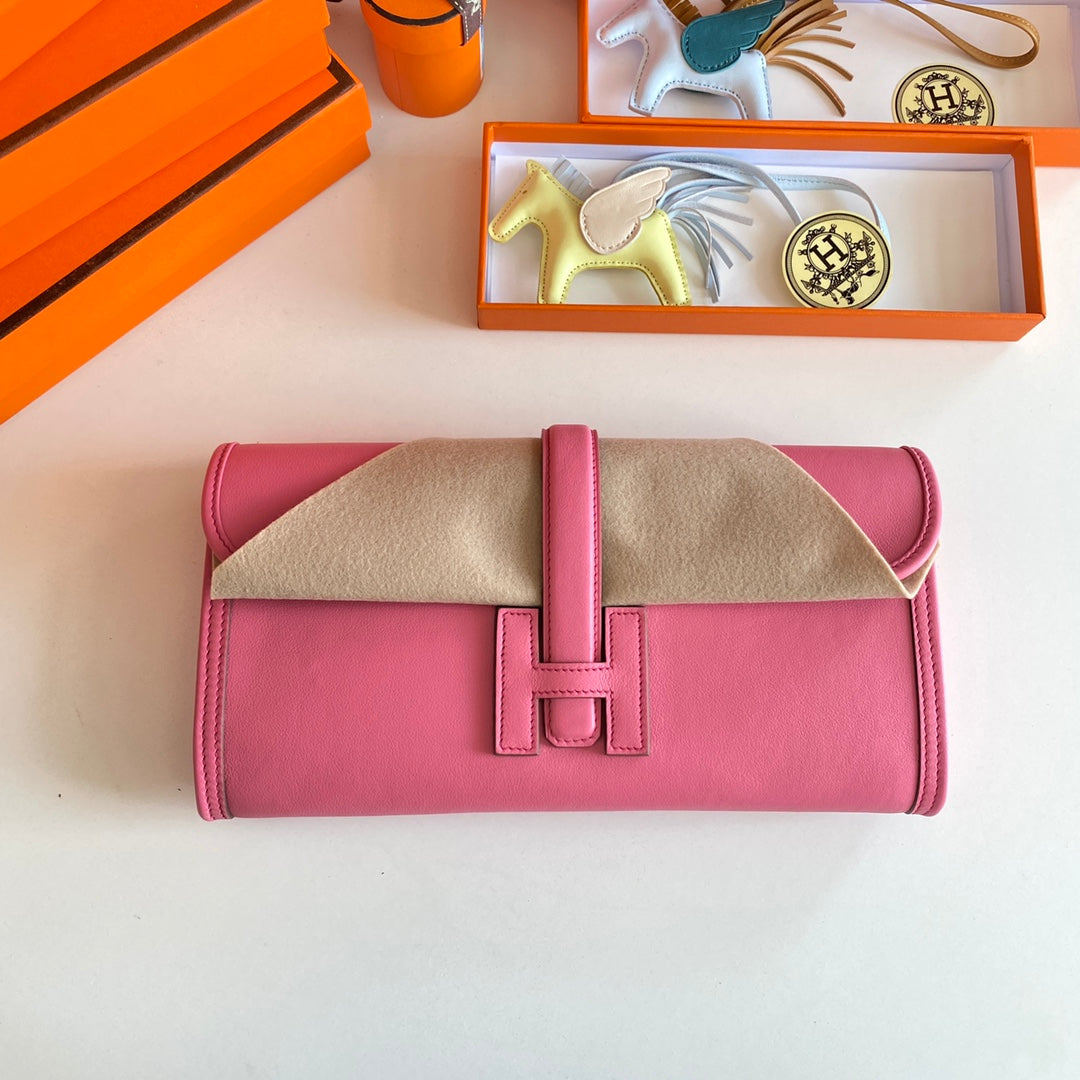 Richelieu Wallet 19 In Classic Red Goyardine Canvas