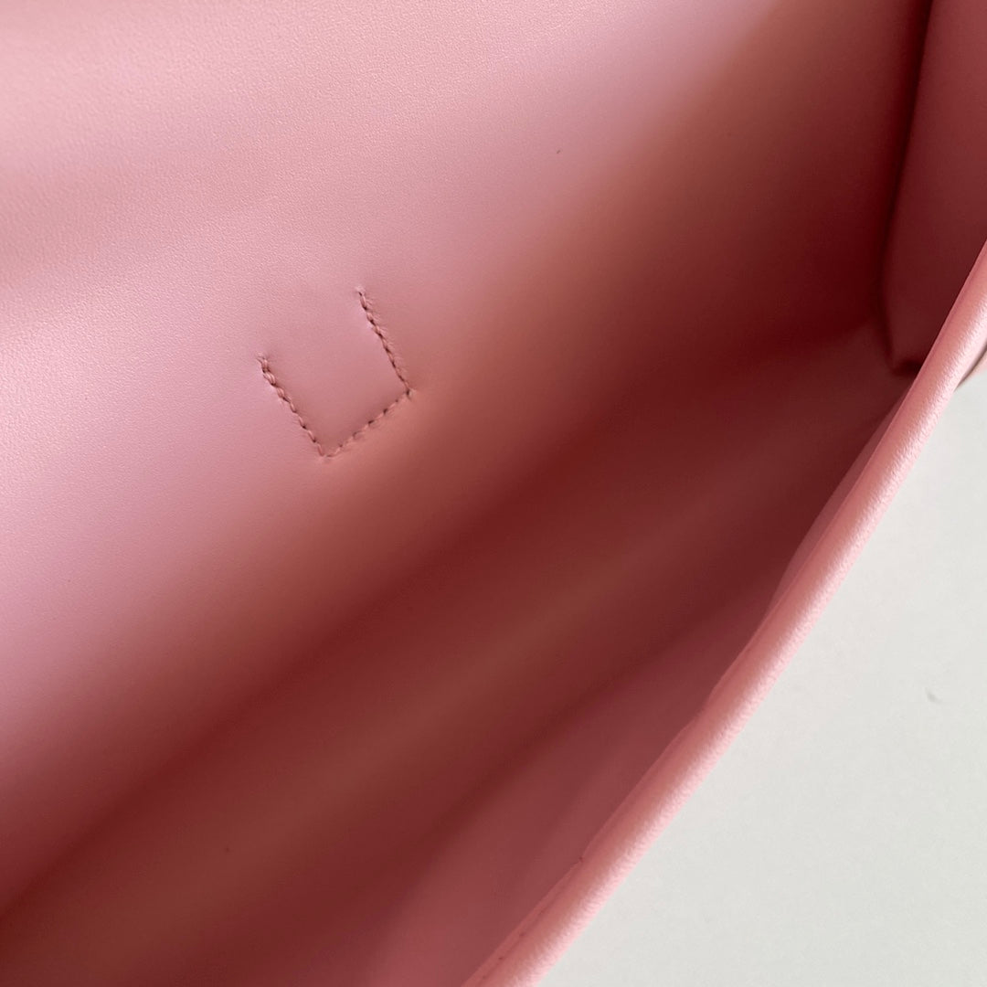 Richelieu Wallet 19 In Classic Red Goyardine Canvas