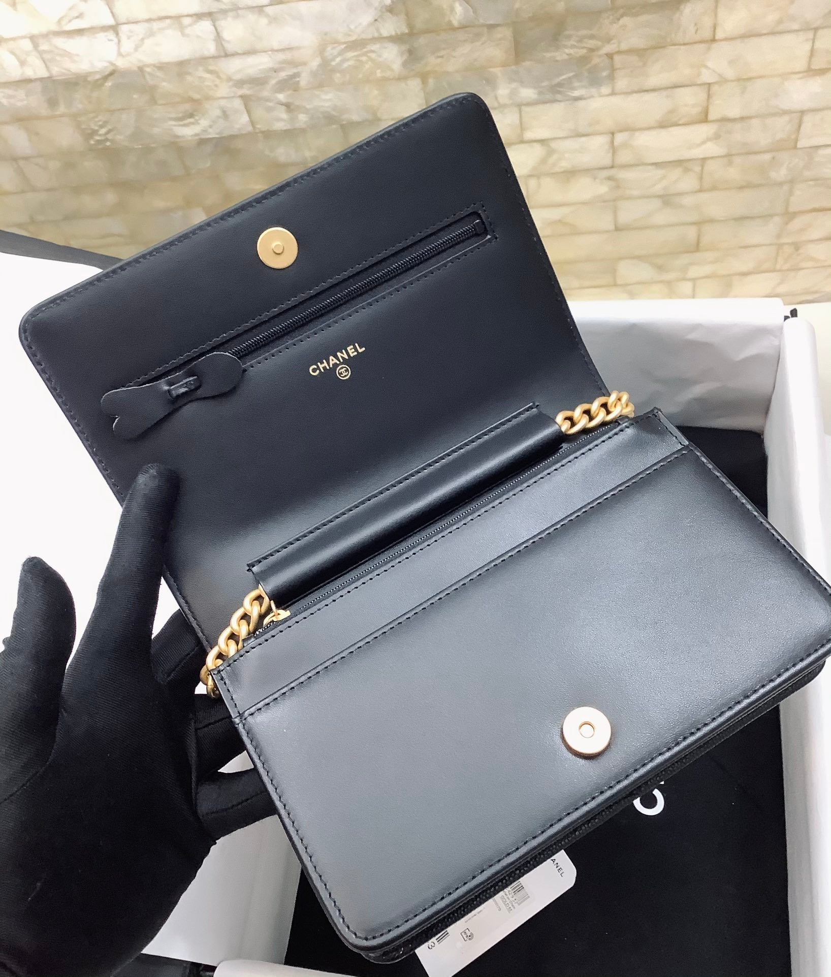 CC Large Tote 39 Light Beige Canvas Pearl Logo