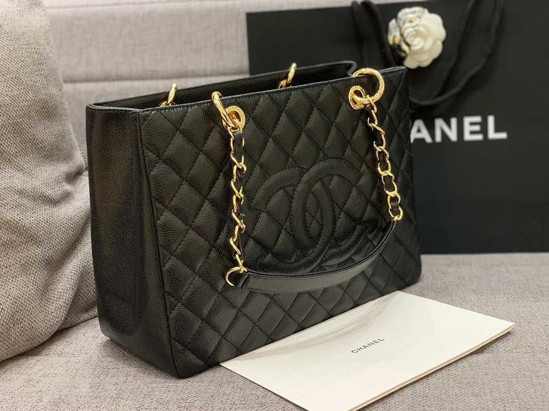 CC Large Tote 39 Light Beige Canvas Pearl Logo