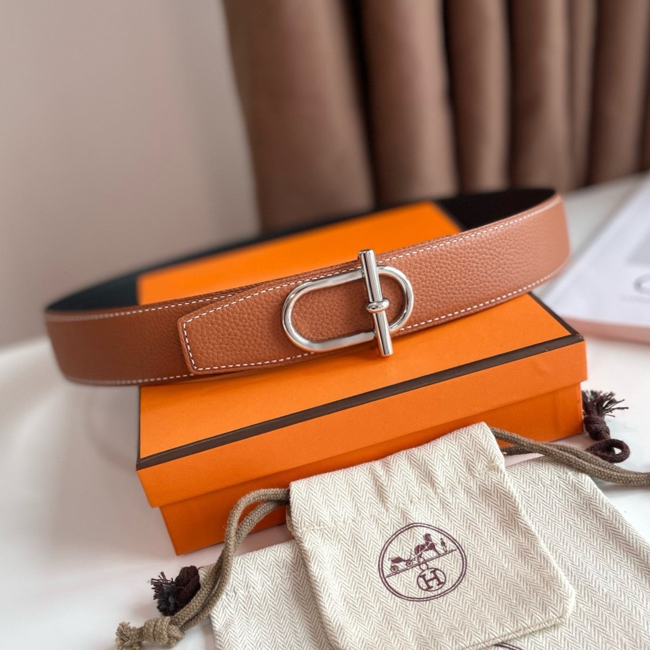 Hm Ithaque Belt Silver Buckle & Reversible Cinnamon Brown And Black Leather Strap 38Mm