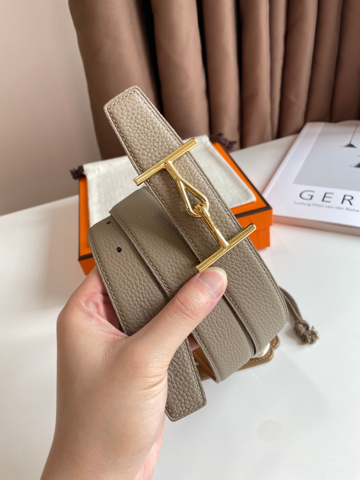 Jumbo Belt Gold Buckle & Reversible Camel Brown And Orange Leather Strap 32Mm