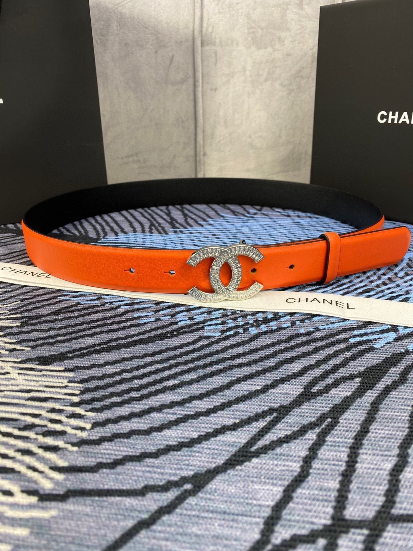 Chanel 25S Belt 30 Mm In Orange Calfskin With Silver Hardware 615097