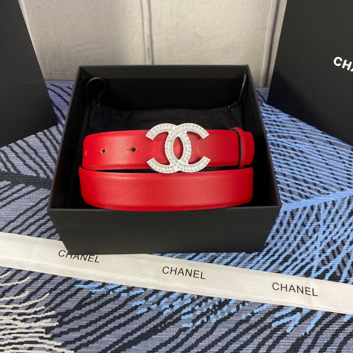 Chanel 25S Belt 30 Mm In Red Calfskin With Silver Hardware 615099