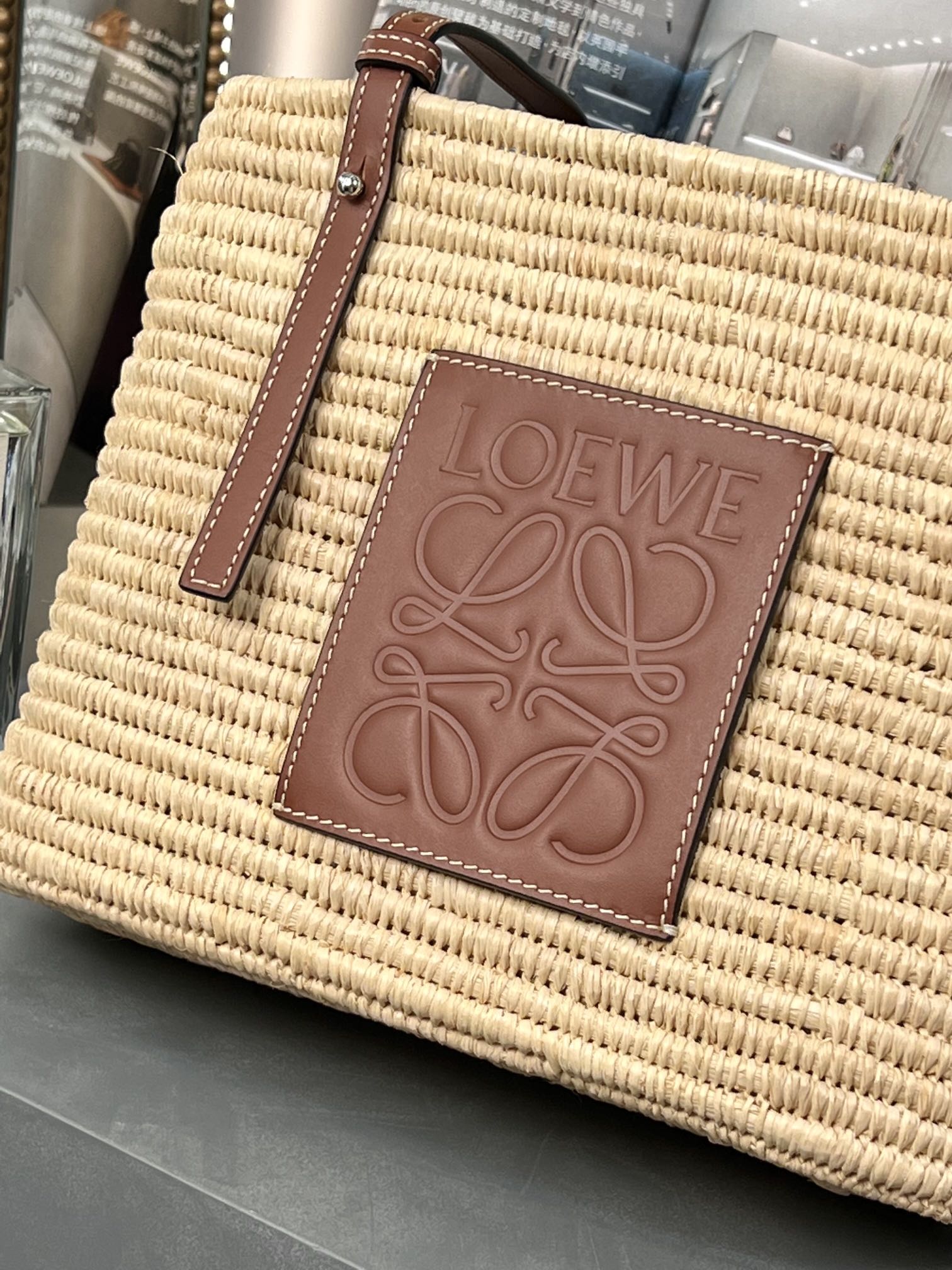 Loew Puzzle Fold Tote Iblack Shiny Calfskin