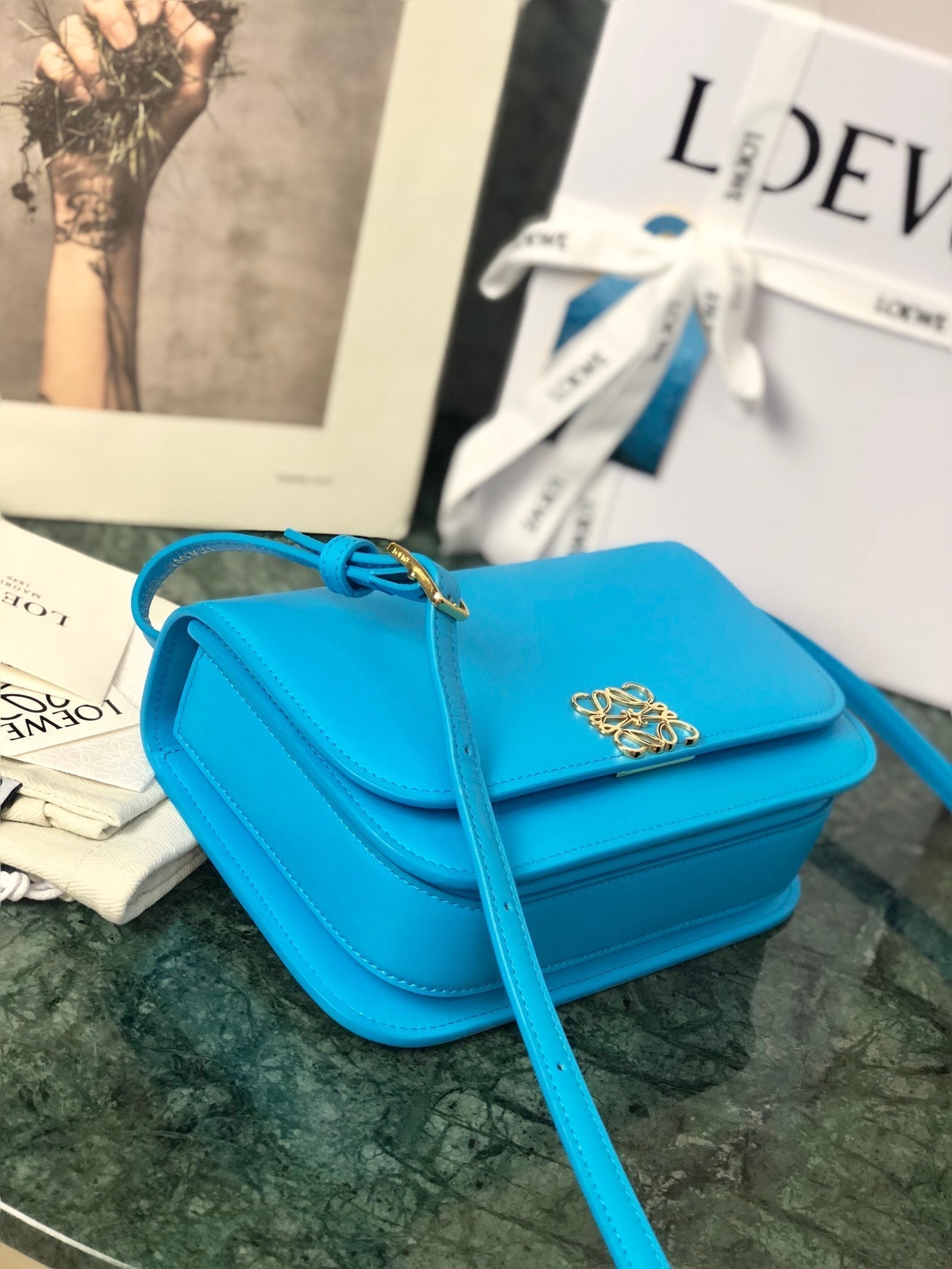 Loew Puzzle Fold Tote Iblack Shiny Calfskin